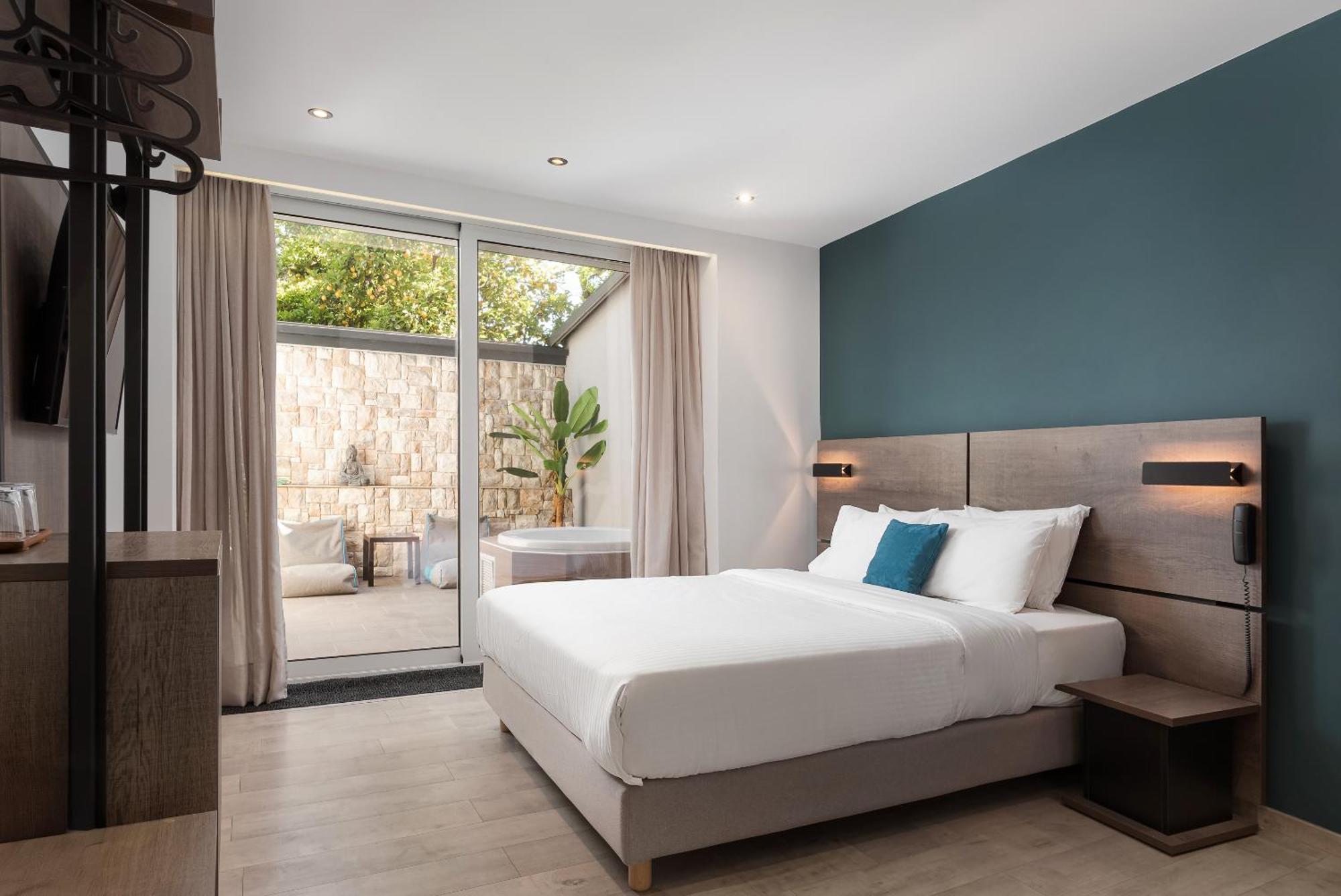 Sette Suites & Rooms - Adults Only Xylokastro Bagian luar foto