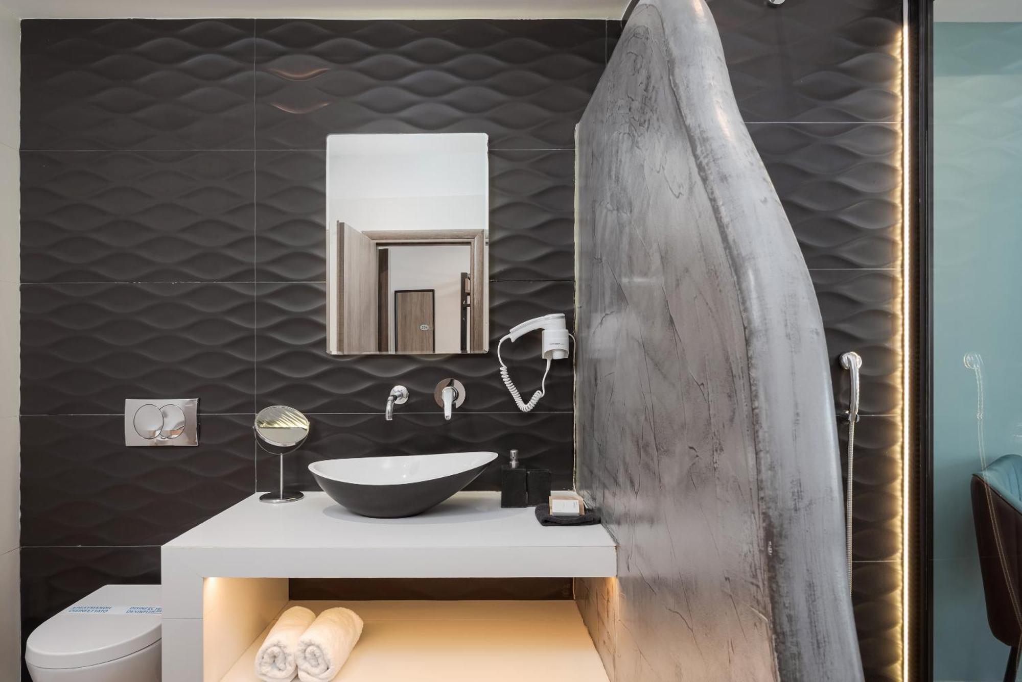 Sette Suites & Rooms - Adults Only Xylokastro Bagian luar foto