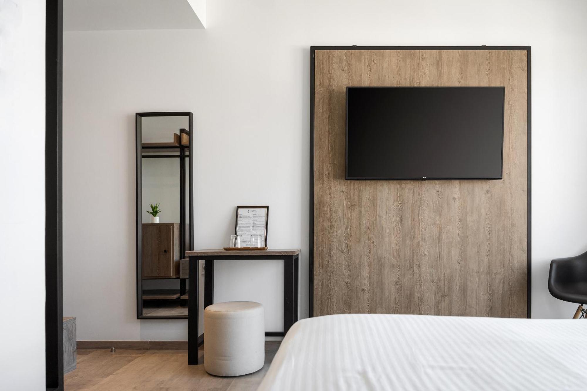 Sette Suites & Rooms - Adults Only Xylokastro Ruang foto