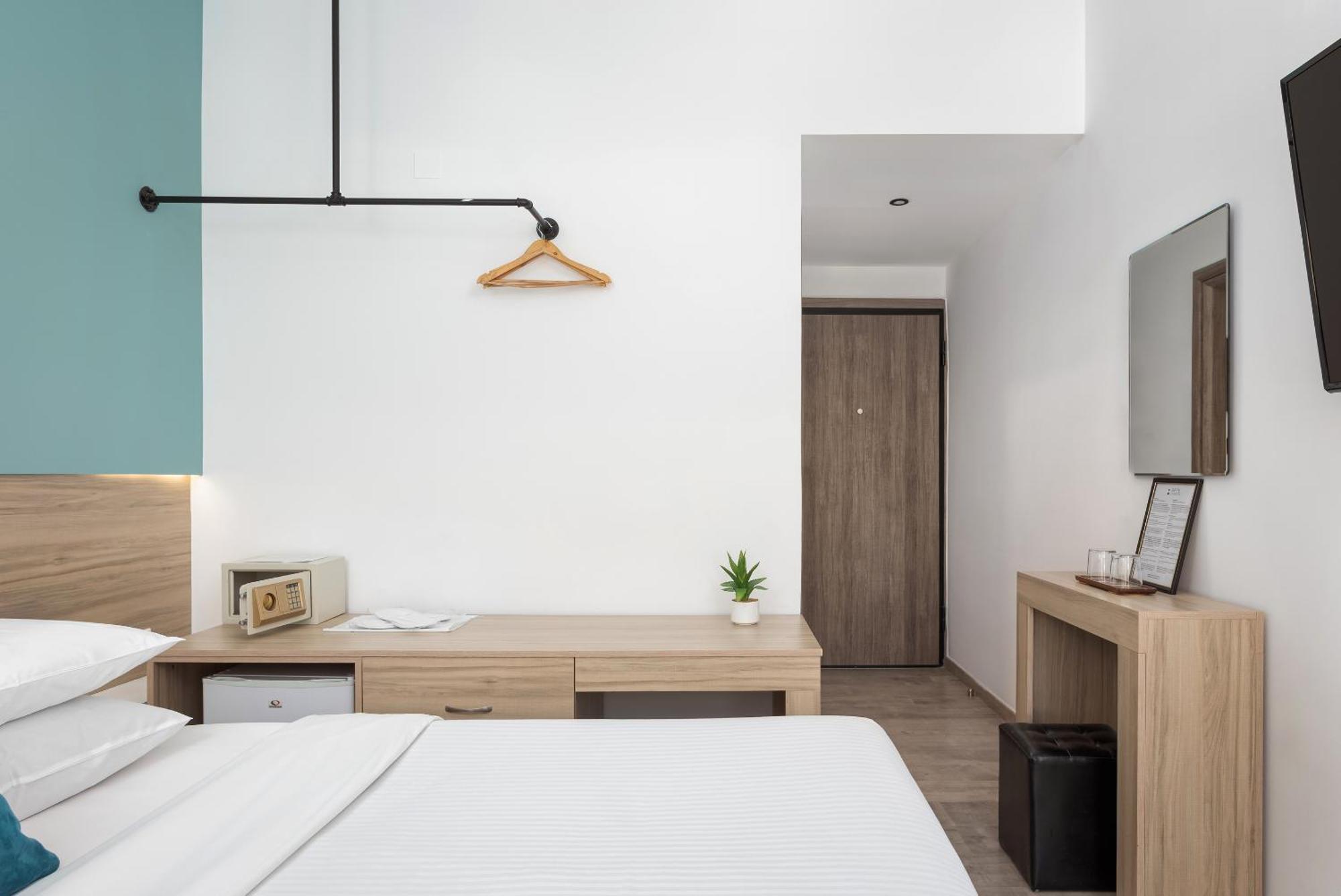 Sette Suites & Rooms - Adults Only Xylokastro Bagian luar foto